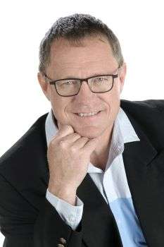 Dawie Roodt - Economist Corporate Speaker Dawie Roodt - Economist Corporate Speaker